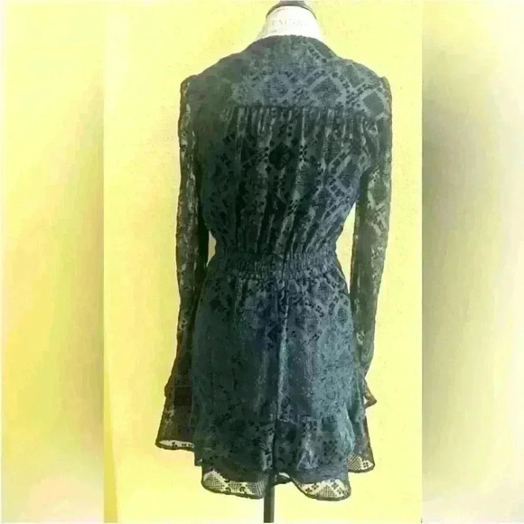 ALLISON NEW YORK- Burnout Velvet Ruffle Dress In Black Size XS EUC! - Picture 6 of 10